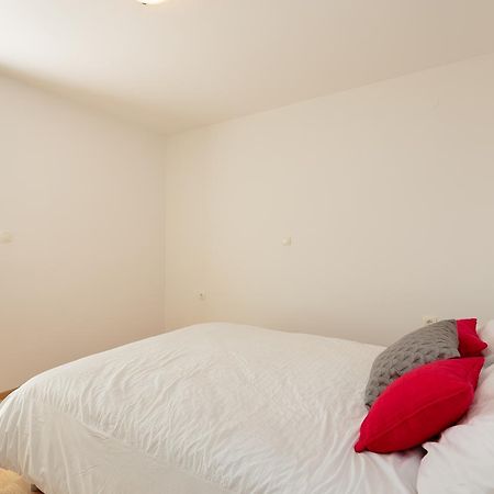 Two Bedroom Sunny Suite دوبروفينك المظهر الخارجي الصورة