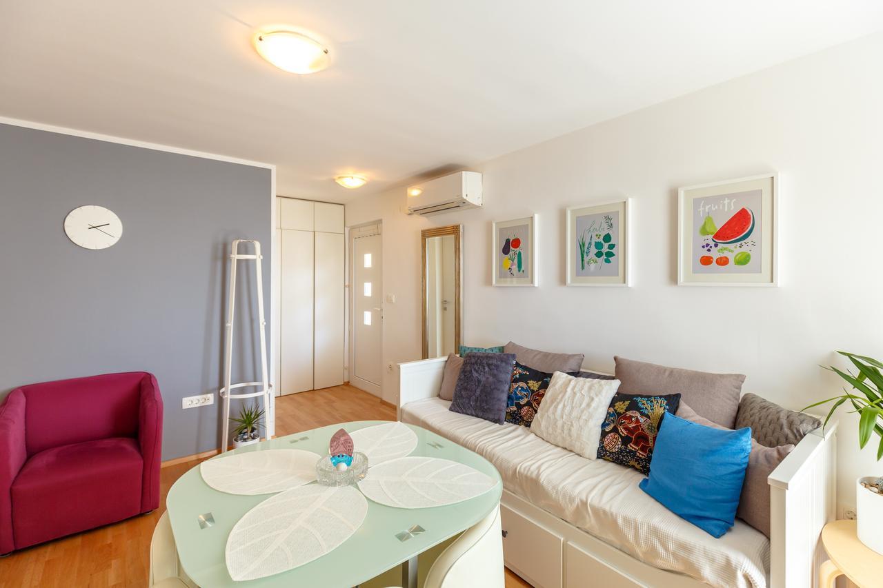 Two Bedroom Sunny Suite دوبروفينك المظهر الخارجي الصورة