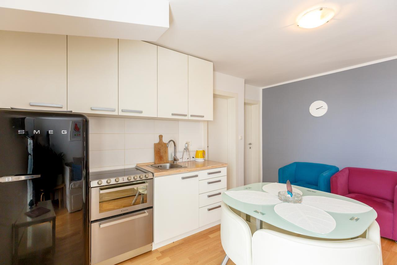 Two Bedroom Sunny Suite دوبروفينك المظهر الخارجي الصورة